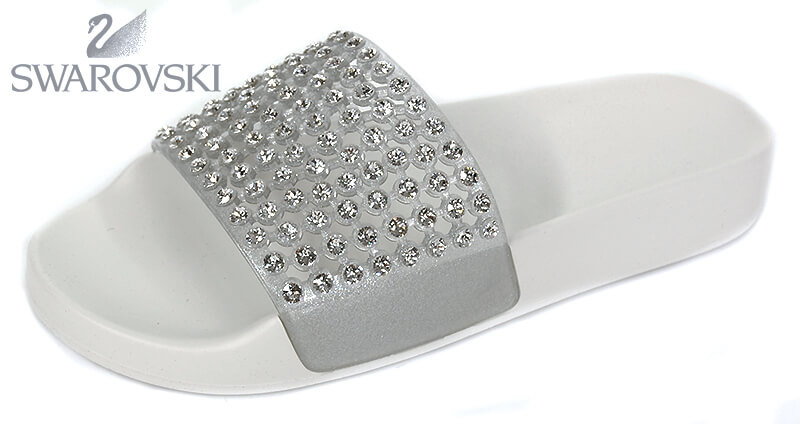 Шлепанцы белые резиновые пляжные с камнями Swarovski от Menghi, 2047/CRI